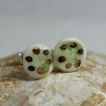 Load image into Gallery viewer, Light green and gold earrings
